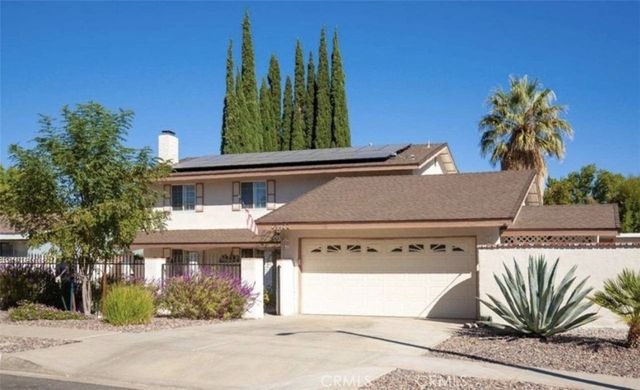 $573,000 | 39722 Eadmer Avenue | Antelope Valley Country Club Estates