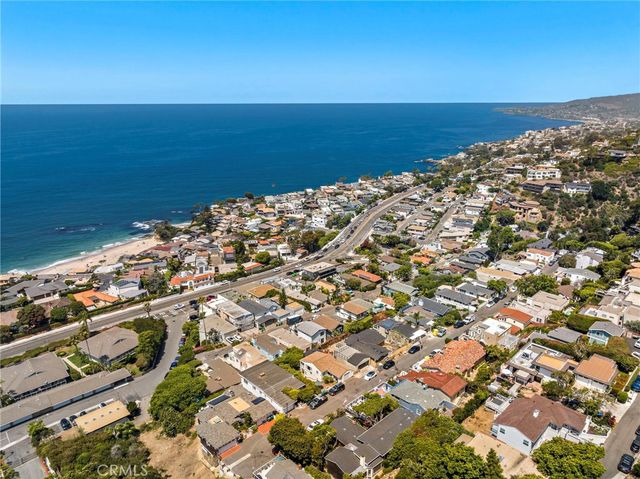 $12,500 | 2950 Rounsevel Terrace | Laguna Beach Village