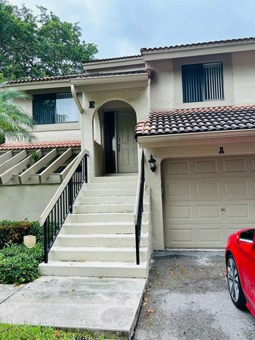 $3,150 | 5720 Coach House Circle, Unit E | Southwest Boca Raton