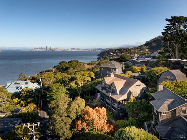 $4,695,000 | 93 San Carlos Avenue | The Hill