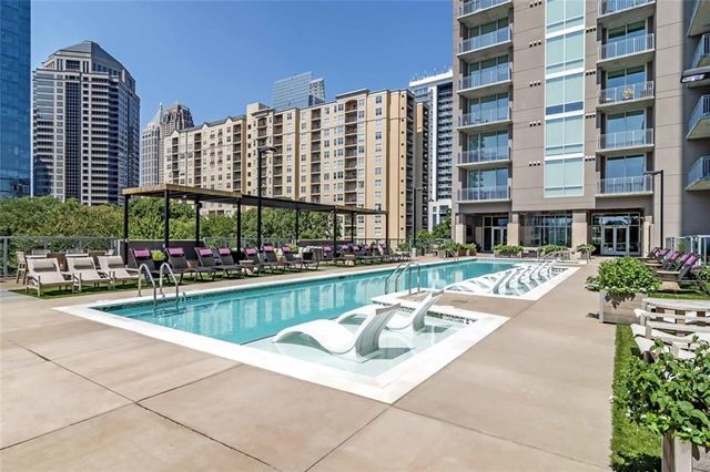 $2,570 | 205 12th Street Northeast, Unit WILLOW | Midtown Atlanta