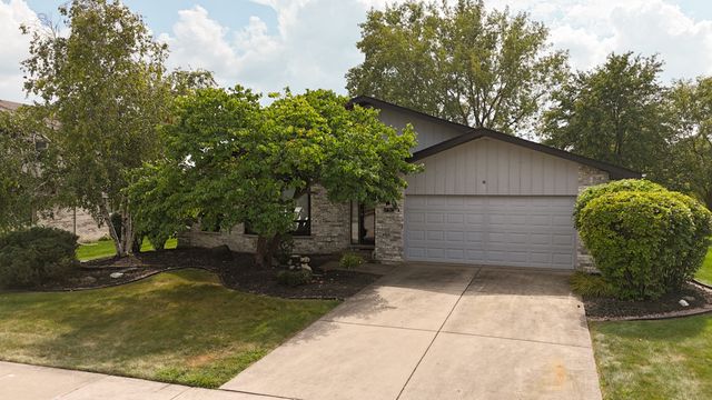 $449,900 | 17762 Crestview Drive | Brook Hills