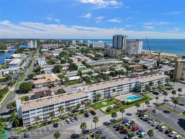 $295,000 | 3211 Northeast 8th Street, Unit 106E | Beach