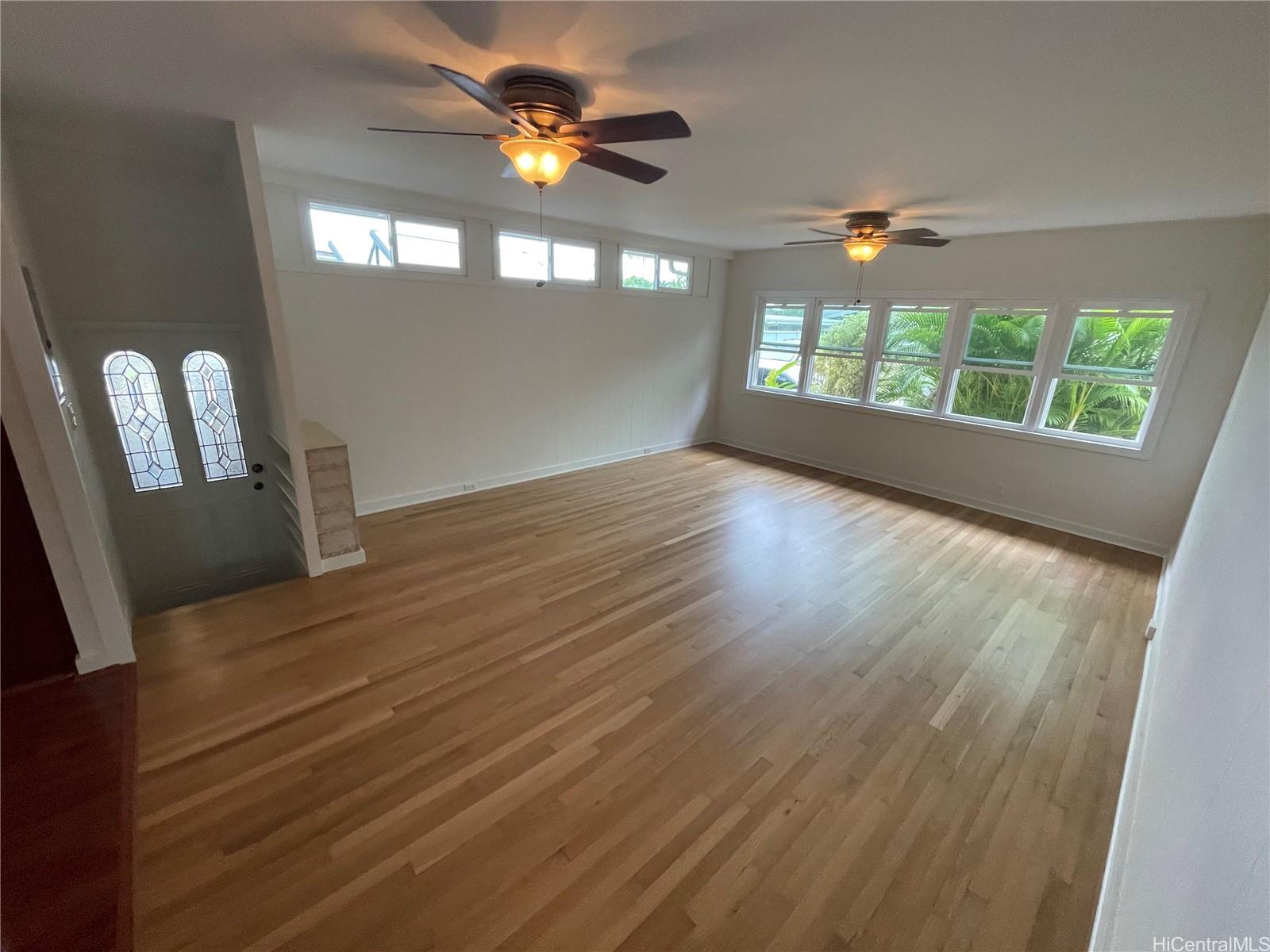 Entry way into spacious living room.