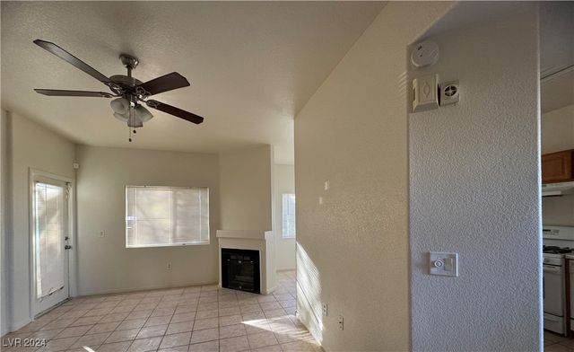 $1,975 | 8501 West University Avenue, Unit 1093 | Fiesta Condominiums