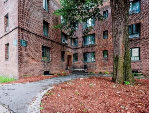 $215,000 | 1725 Purdy Street, Unit 7C | Parkchester