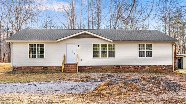 $225,000 | 1145 Oak Hollow Drive | Sauratown Township - Stokes County