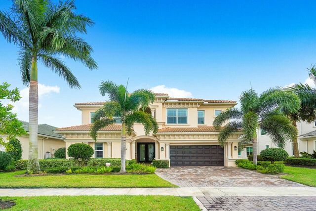 $2,485,000 | 110 Lucia Court | Jupiter Country Club