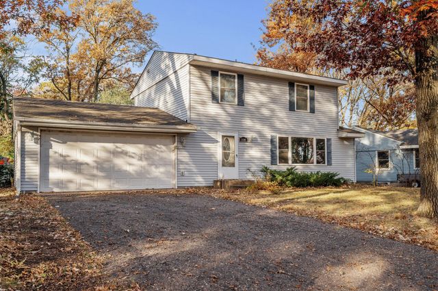 $324,000 | 13395 Linwood Forest Circle | Champlin