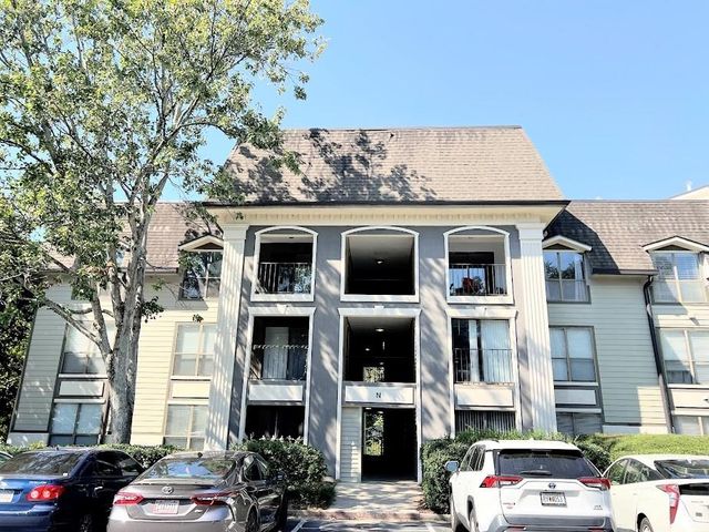 $210,000 | 2657 Lenox Road Northeast, Unit N184 | Lenox Green Condominiums