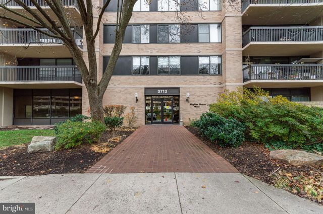 $555,000 | 3713 South George Mason Drive, Unit 211W | Skyline House