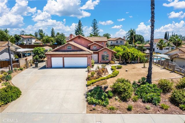 $715,000 | 249 Clearwood Avenue | Mission Grove