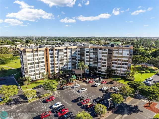 $144,999 | 1200 St Charles Place, Unit 721 | Pembroke Lakes