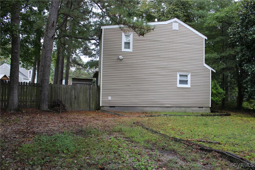 View of home's exterior