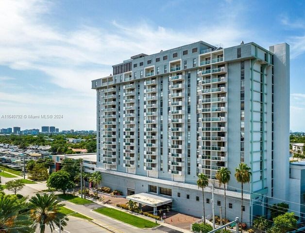 $337,000 | 13499 Biscayne Boulevard, Unit 1013 | Sailboat Cay Condominiums