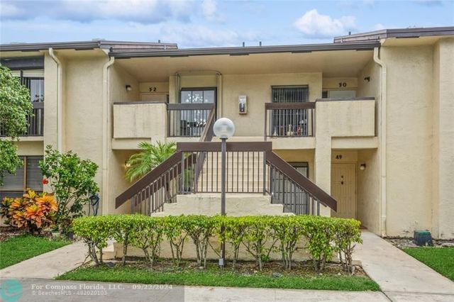 $279,000 | 1937 Southwest 15th Street, Unit 52 | Deerfield Beach