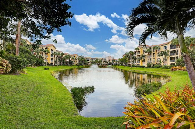 $430,000 | 200 Uno Lago Drive, Unit 102 | Juno Beach