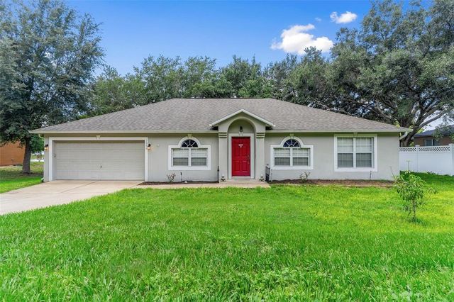 $374,900 | 1006 Jayhil Drive | Minneola