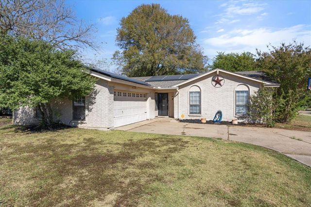 $270,000 | 4525 Knowledge Drive | Oakhurst-Haltom City-Riverside