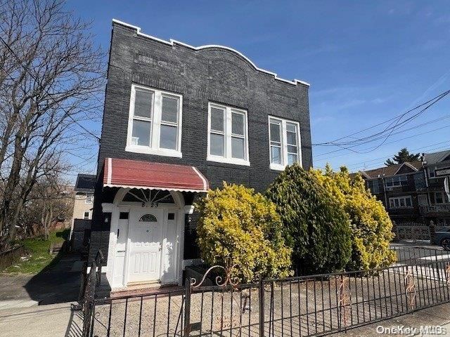 $1,425,800 | 8523 Avenue J | Canarsie