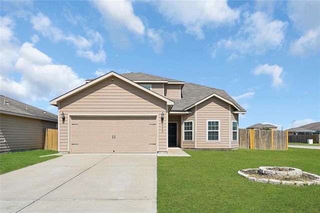 $2,200 | 4000 Mimosa Lane | Crystal Lakes