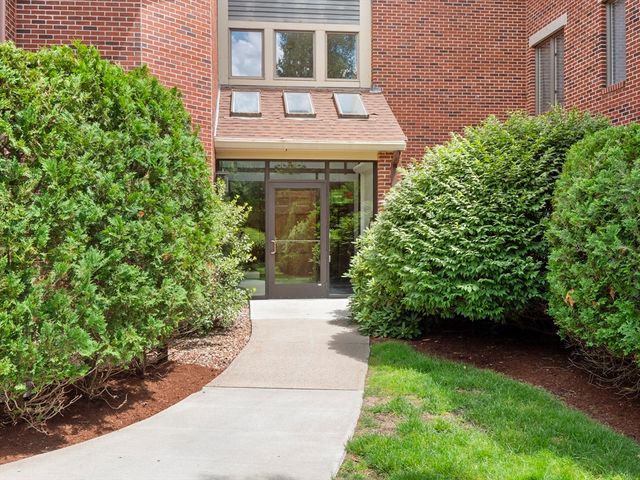 $392,500 | 770 Salisbury Street, Unit 568 | Forest Grove