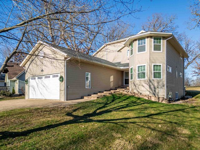 $499,000 | 1312 Chadbourne Drive | Lake Summerset