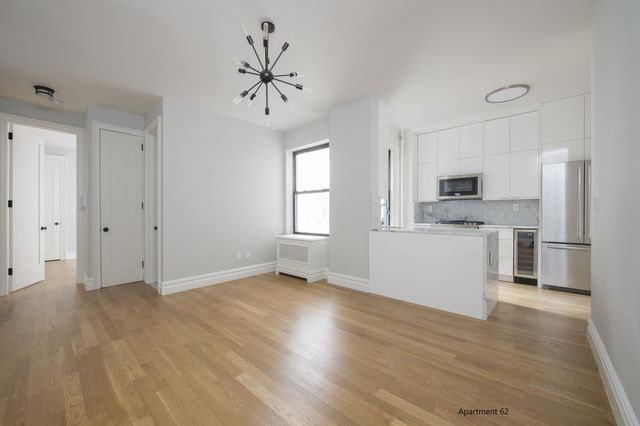 $649,000 | 130 West 16th Street, Unit 32 | Chelsea