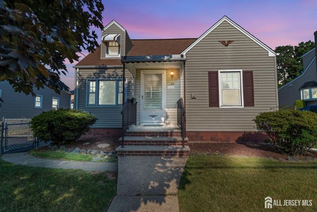 $539,000 | 34 Grover Avenue | Sayreville