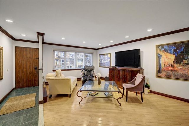 $1,390,000 | 1262 East 73rd Street | Georgetown