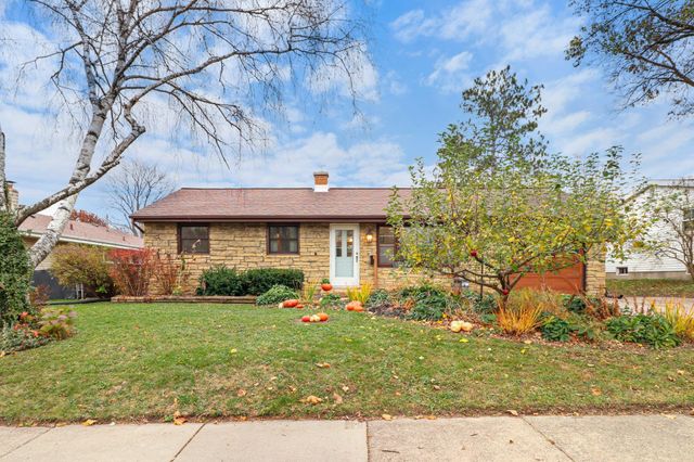 $349,900 | 4717 School Madison Wi 53704 | Northland Manor