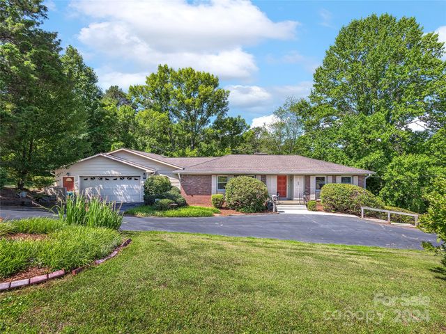 $585,000 | 29 Holly Hill Drive | Leicester Township - Buncombe County