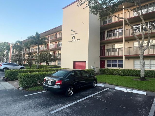 $1,800 | 1551 Southwest 135th Terrace, Unit 405G | Century Village