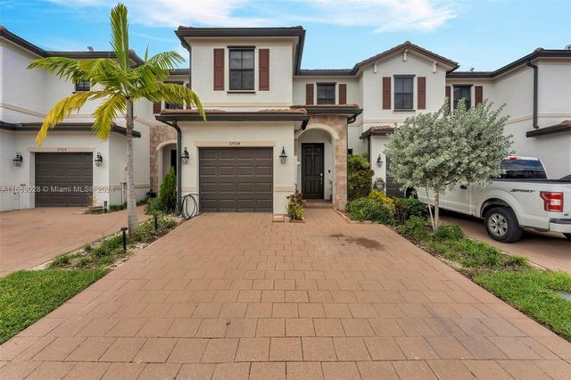 $579,000 | 10934 West 33rd Way | Hialeah