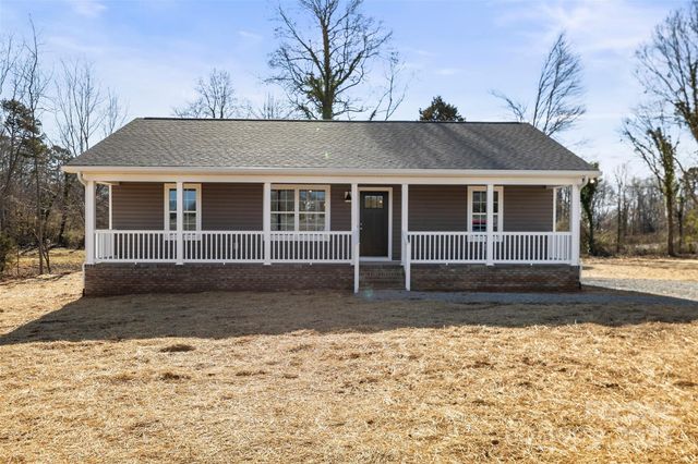 $299,000 | 344 Luther Scronce Road | North Brook Township - Lincoln County