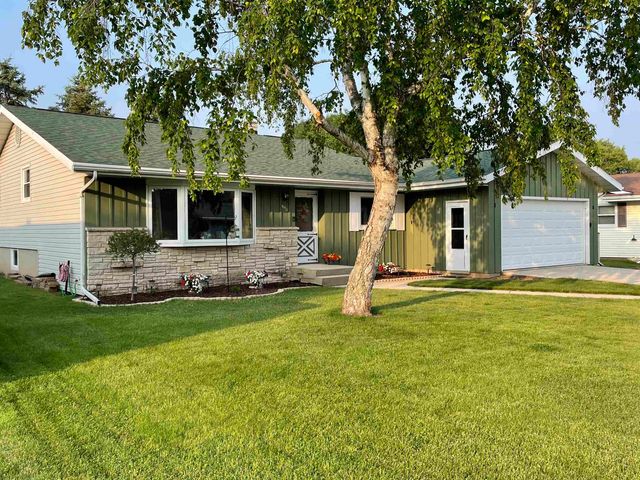 $265,000 | 890 Mequon Avenue | Fond du Lac