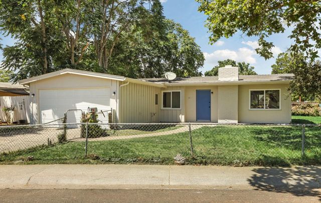 $385,000 | 2211 La Jolla Drive | Stockton Country Club