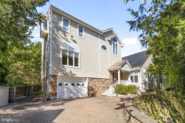 $1,899,900 | 804 Cape Avenue | Cape May Point