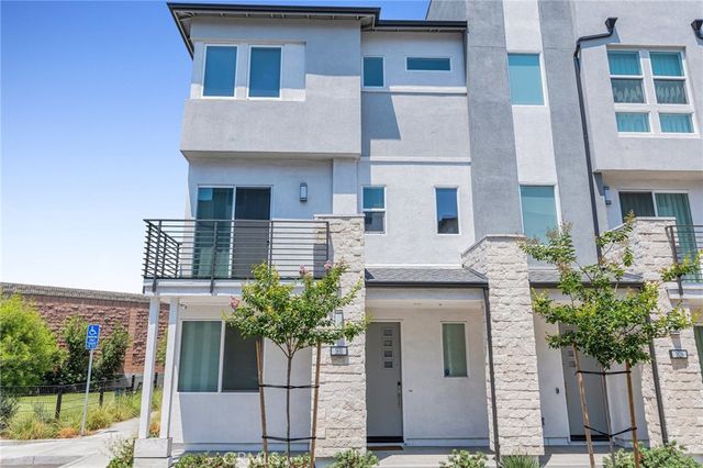 $1,200,000 | 1830 West Bushell Street | East Anaheim