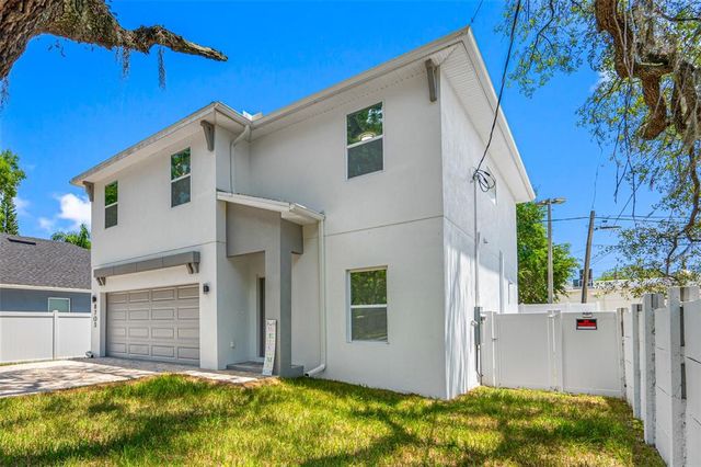 $559,000 | 8703 North Tampa Street | Lowry Park North