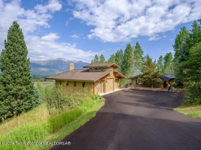 $7,495,000 | 750 North Bar Y Road | Jackson Hole