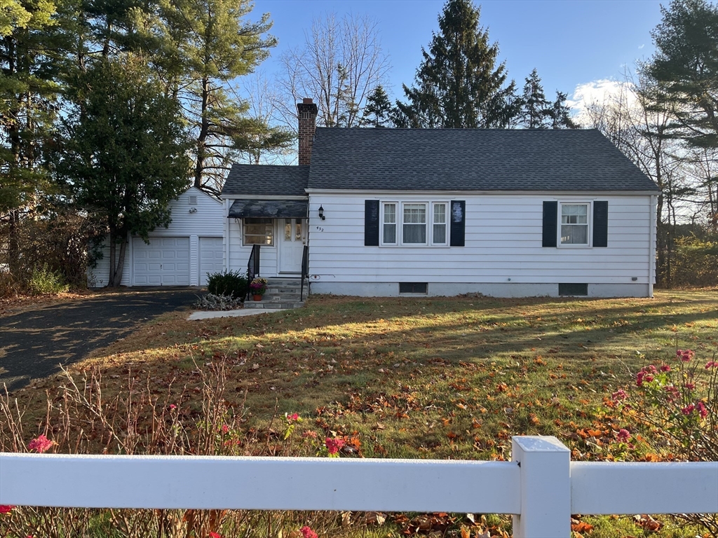 a view of house with outdoor space