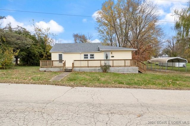 $165,000 | 218 North Godfrey Avenue | Eldon