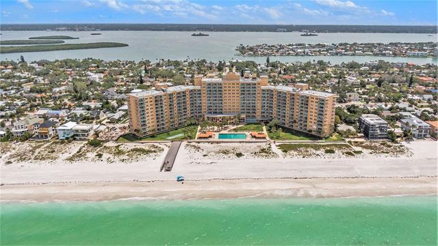 $549,000 | 880 Mandalay Avenue, Unit C710 | Regatta Beach Club Condominiums