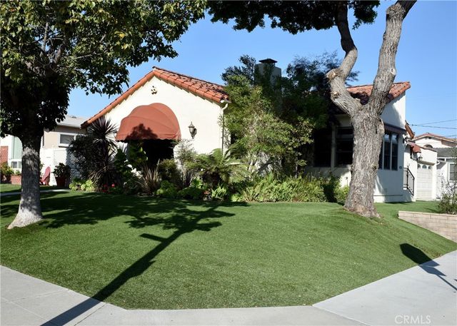 $1,349,000 | 1522 Beech Avenue | Old Torrance