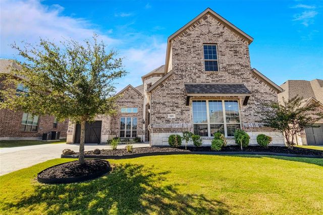 $765,000 | 989 Foxhall Drive | Rockwall