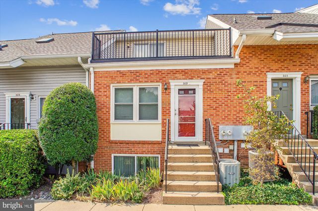 $3,200 | 84 North Bedford Street, Unit 84B | Lyon Park