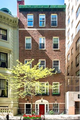 $24,000,000 | 6 East 69th Street | Lenox Hill