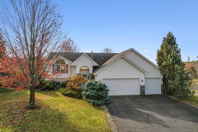 $449,900 | 15900 Cinnamon Way | Rosemount