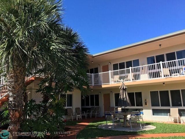 $279,900 | 3225 Northeast 16th Street, Unit 20A | Beach